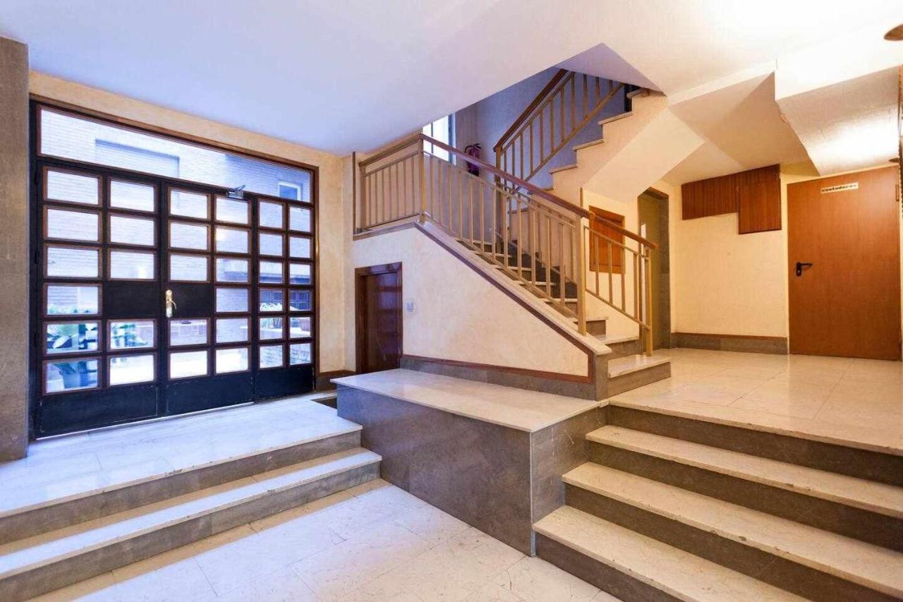 Apartamento Lujo Castellana Chamartin Apartment Madrid Exterior photo
